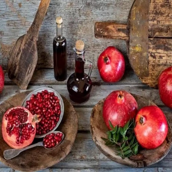 Doğal Fermente Nar Sirkesi 500 ML