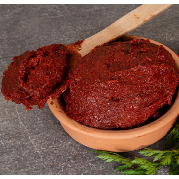 Tatlı Biber salçası